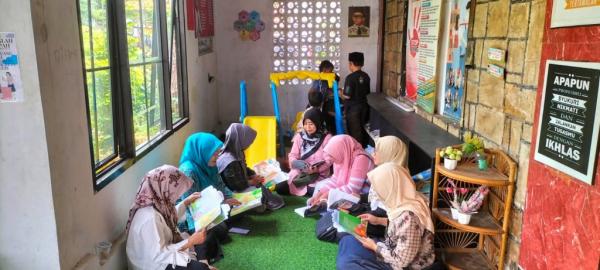 Potensi Sarana Sosial dan Pendidikan Literasi Desa